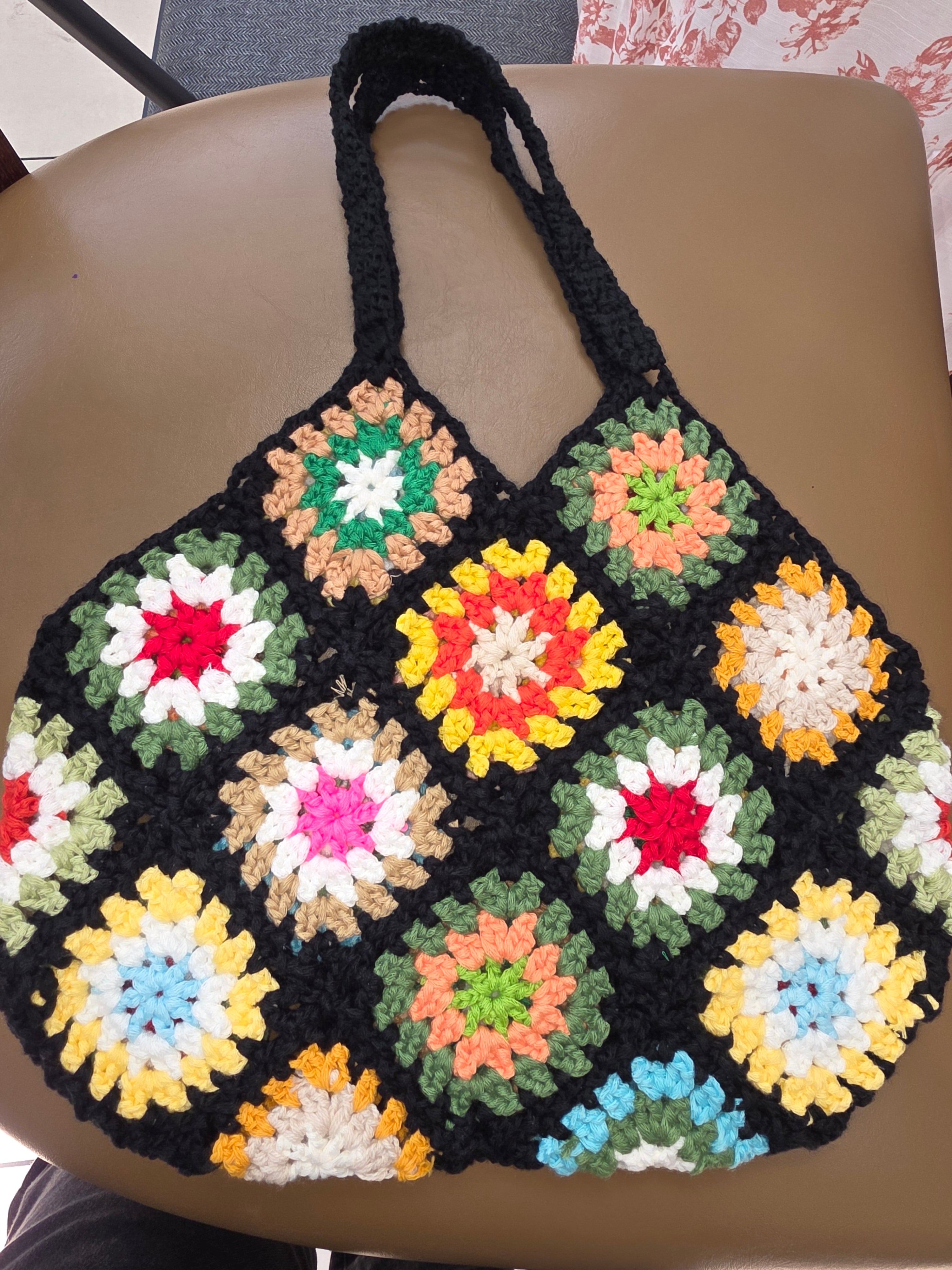 Hand bag