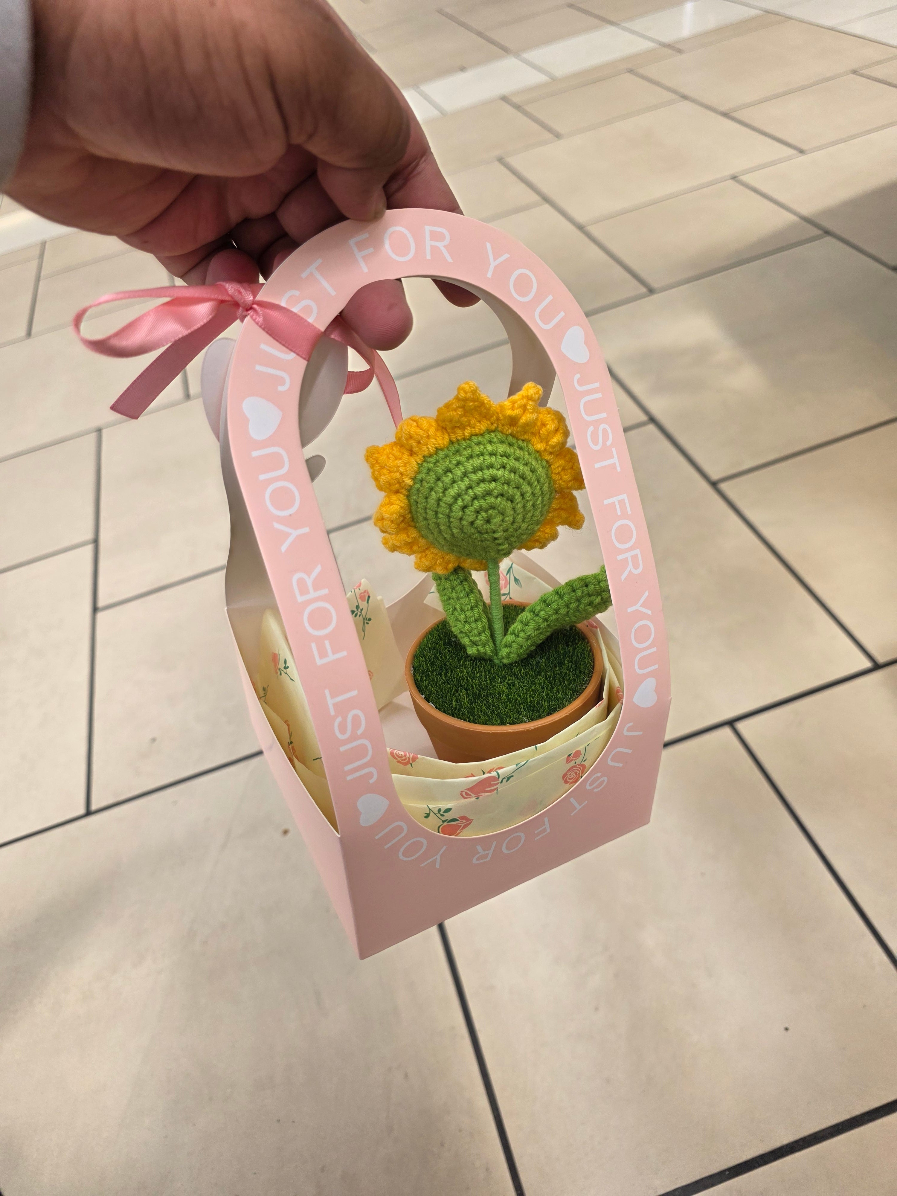 Sunflower pot